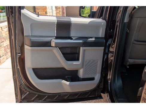 Used 2019 Ford F150 XLT AWD/4WD image 17