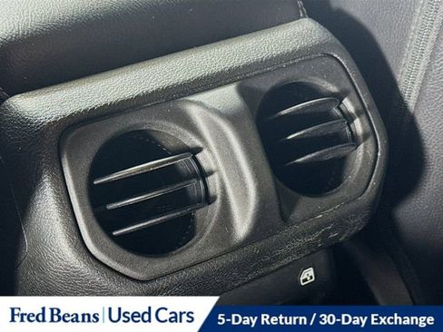 Used 2023 Jeep Wrangler Unlimited Sahara AWD/4WD image 26