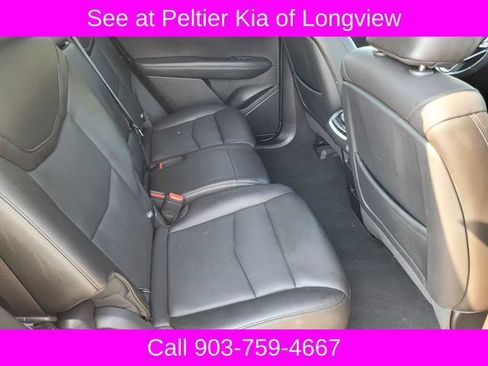 Used 2023 Cadillac XT6 Premium Luxury AWD/4WD image 13