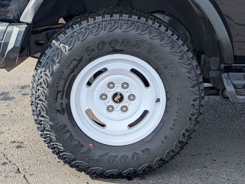New 2025 Ford Bronco Heritage Edition AWD/4WD image 16