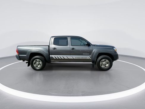 Used 2015 Toyota Tacoma PreRunner w/ Convenience Package image 9