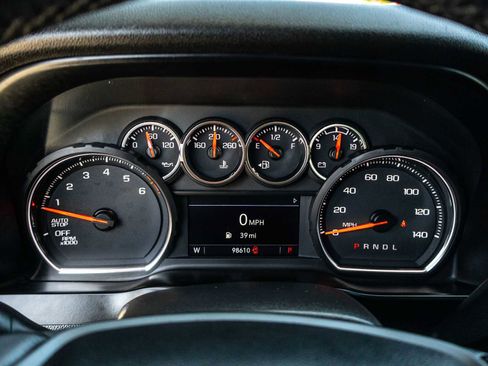 Used 2021 Chevrolet Silverado 1500 LT RWD image 42