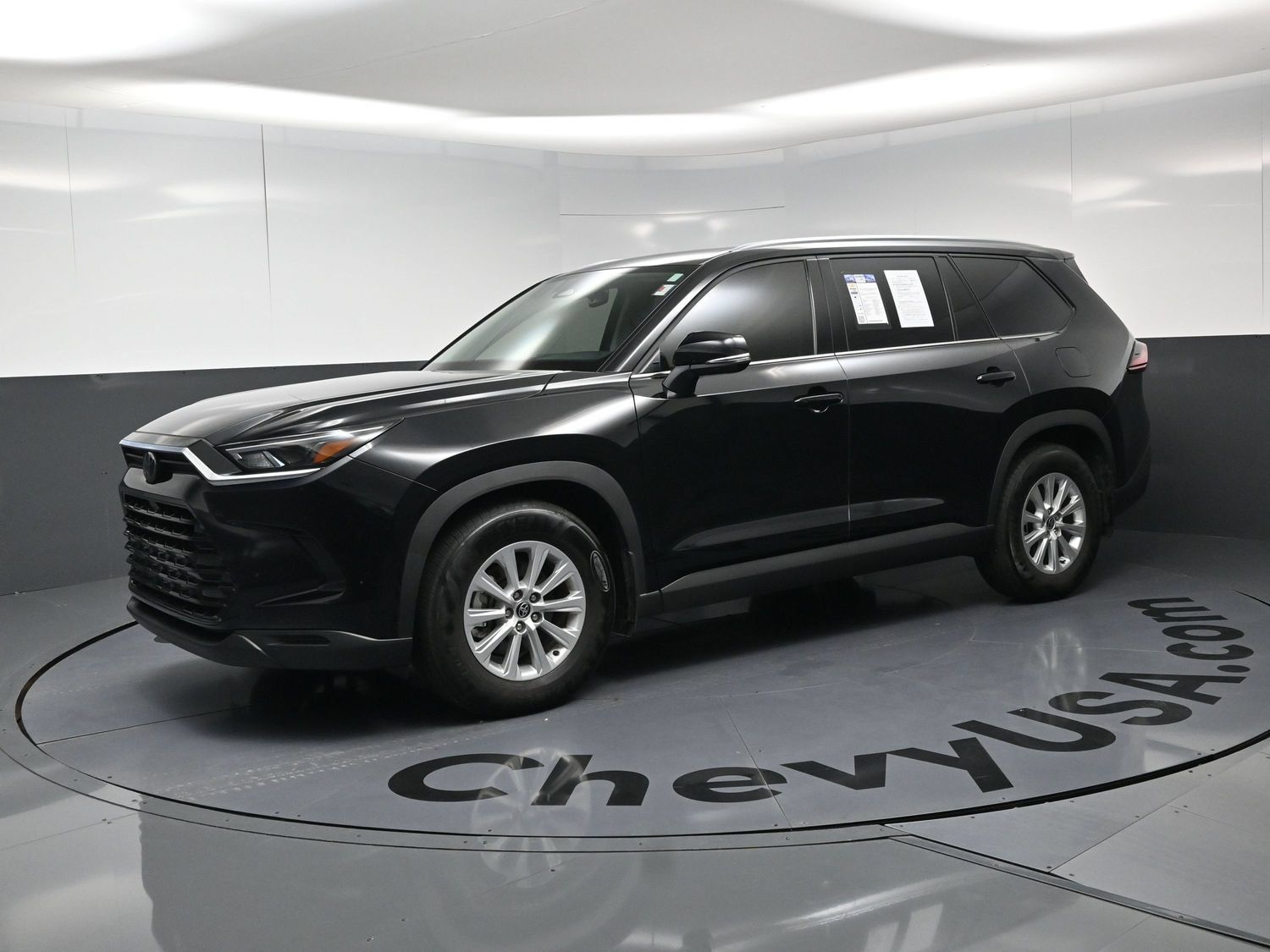 Used 2026 Toyota Grand Highlander AWD image 11