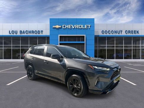 Used 2023 Toyota RAV4 XSE AWD/4WD image 2