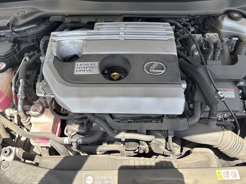 Used 2019 Lexus UX 250h w/ Premium Package AWD/4WD image 34