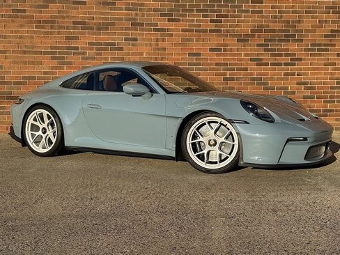 Certified 2024 Porsche 911 GT3 RS image 9