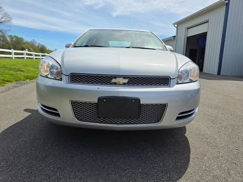Used 2015 Chevrolet Impala LT w/ LT Sunroof Package FWD image 6