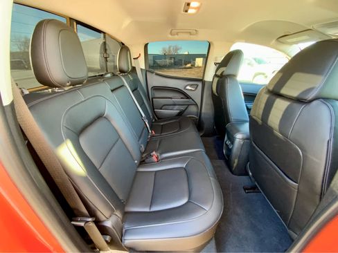 Used 2020 Chevrolet Colorado ZR2 image 25