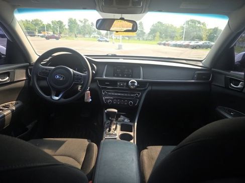 Used 2018 Kia Optima LX FWD image 17