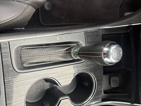 Used 2019 Chevrolet Impala LT FWD image 9