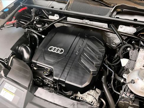 Used 2021 Audi Q5 2.0T Premium Plus w/ Premium Plus Package AWD/4WD image 31