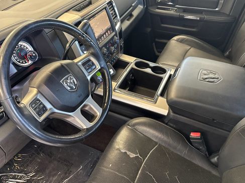 Used 2014 RAM 3500 Laramie RWD image 10