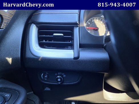 Used 2020 GMC Terrain SLE image 22