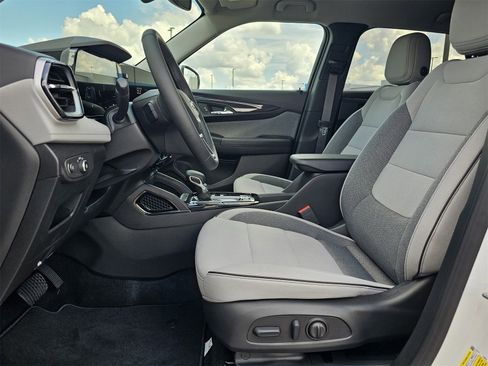 New 2026 Chevrolet TrailBlazer LT w/ Convenience Package image 12