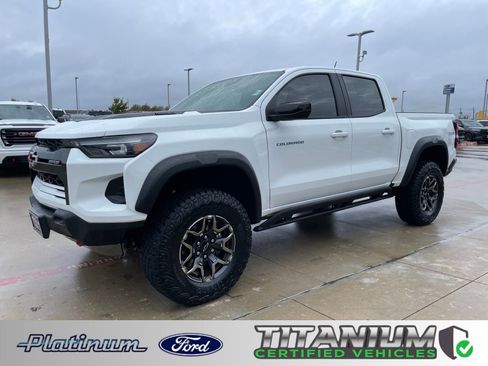 Used 2025 Chevrolet Colorado ZR2 image 1