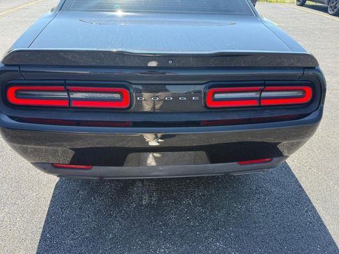 Used 2022 Dodge Challenger R/T RWD image 12
