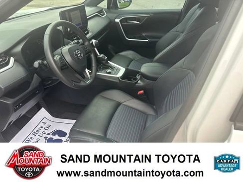 Used 2024 Toyota RAV4 XSE AWD/4WD image 14