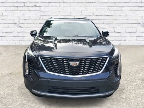 Certified 2023 Cadillac XT4 Premium Luxury image 6