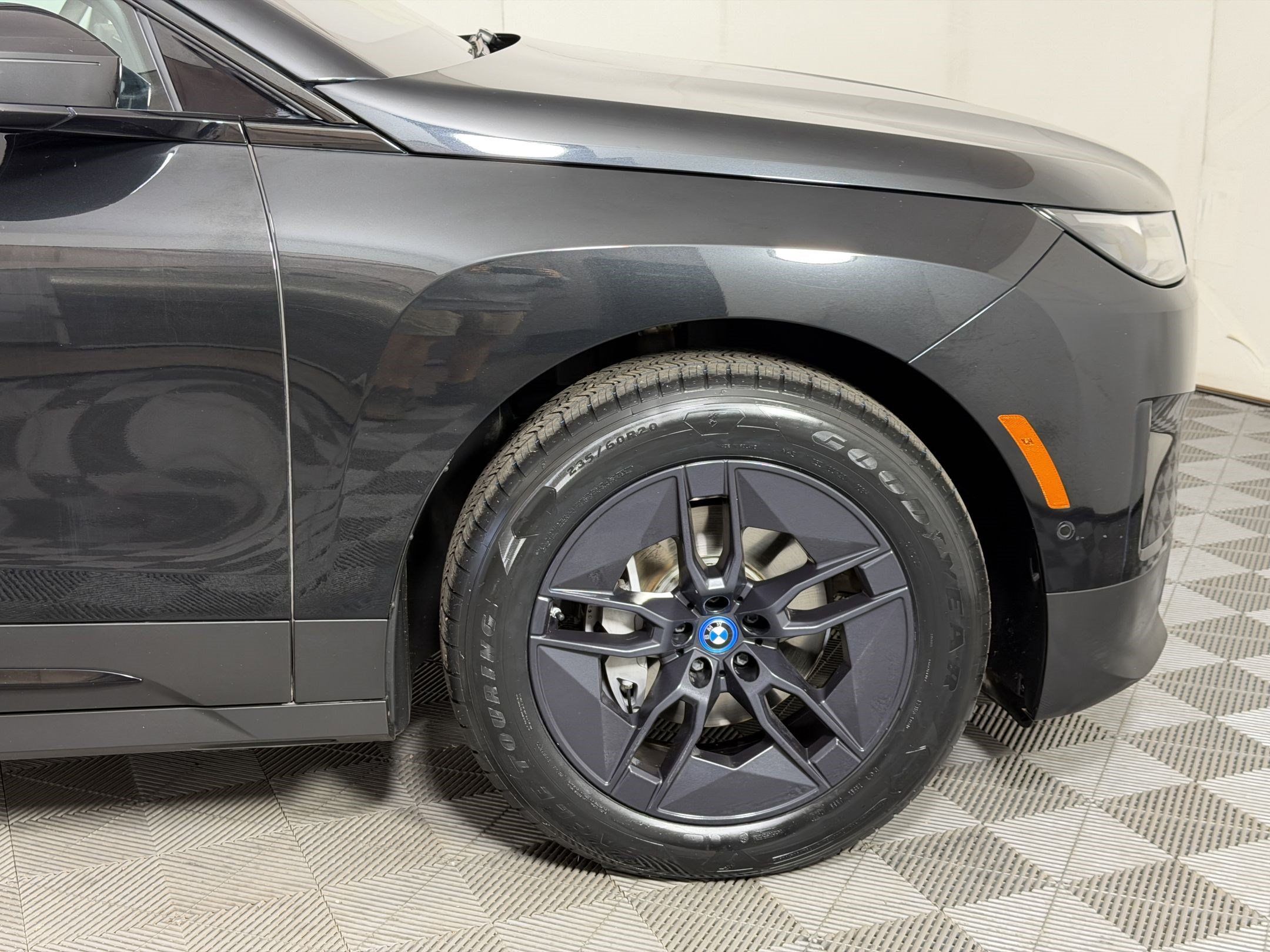 Certified 2024 BMW iX xDrive50 w/ Convenience Package AWD/4WD image 13