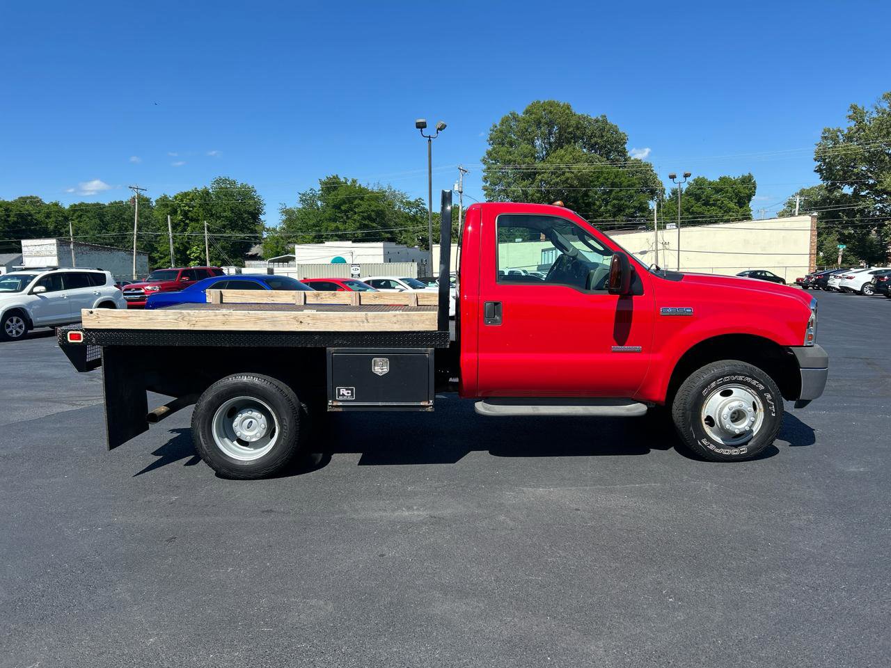 Used 2005 Ford F350 XLT AWD/4WD image 4