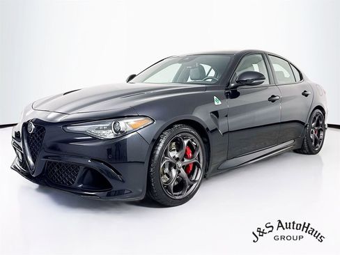Used 2023 Alfa Romeo Giulia Quadrifoglio w/ Active Assist Plus Package image 3