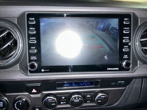 Certified 2023 Toyota Tacoma TRD Off-Road AWD/4WD image 20