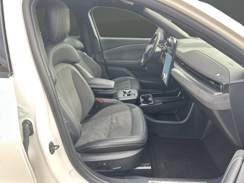 Used 2022 Ford Mustang Mach-E GT w/ GT Performance Edition image 29