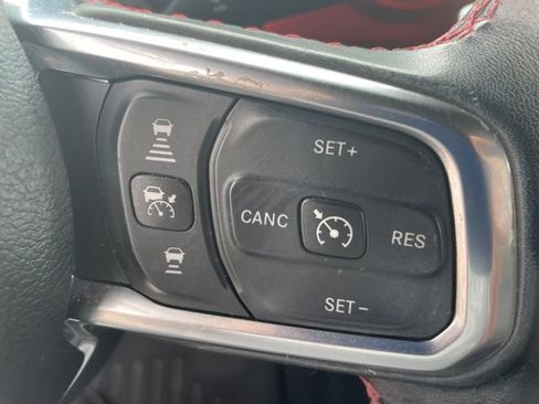 Used 2019 Jeep Wrangler Unlimited Rubicon AWD/4WD image 33