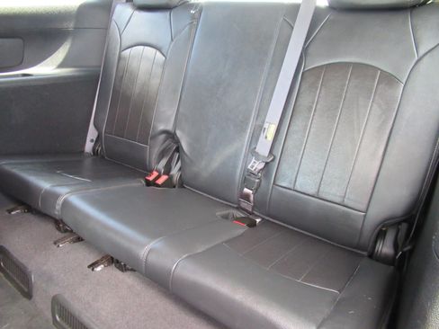Used 2012 Buick Enclave Leather FWD image 36