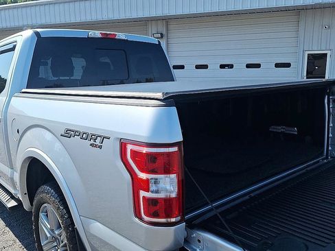 Used 2018 Ford F150 XLT w/ Equipment Group 302A Luxury AWD/4WD image 28