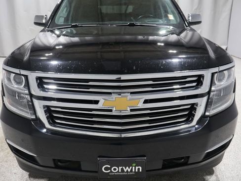 Used 2018 Chevrolet Suburban Premier image 9
