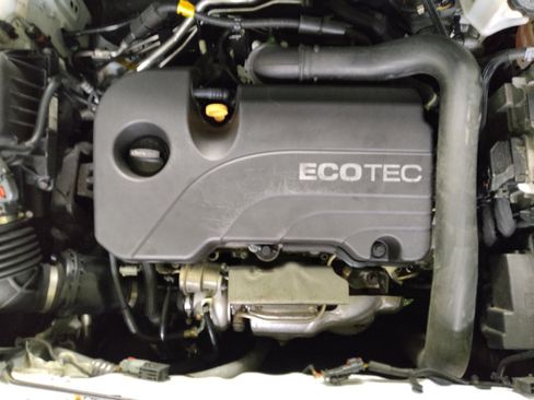 Used 2021 Chevrolet Equinox LT AWD/4WD image 30