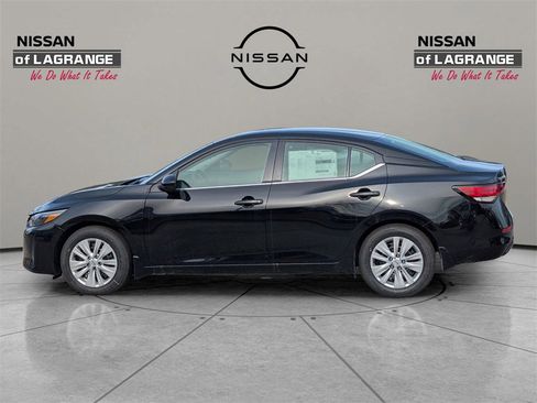 New 2025 Nissan Sentra S image 8