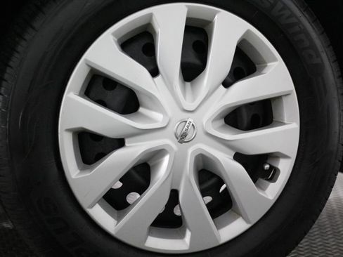 Used 2016 Nissan Rogue S w/ Appearance Package FWD image 56