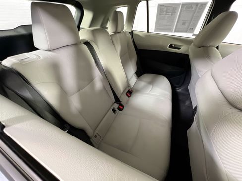 Used 2024 Toyota Corolla Cross L image 24