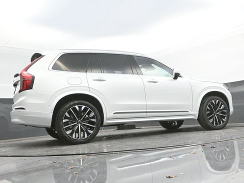 New 2026 Volvo XC90 B6 Plus image 29