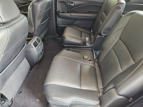 Used 2017 Honda Pilot Elite image 29