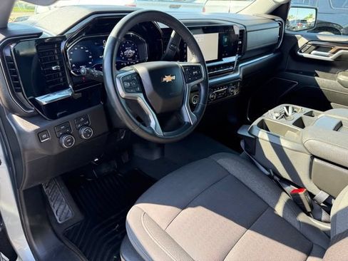 Certified 2023 Chevrolet Silverado 1500 LT AWD/4WD image 20