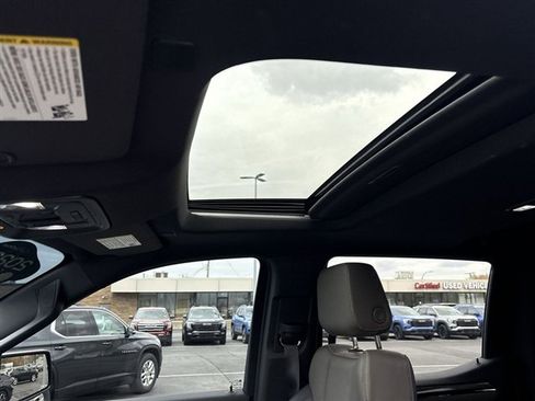 Certified 2023 Chevrolet Silverado 1500 ZR2 w/ Technology Package image 19