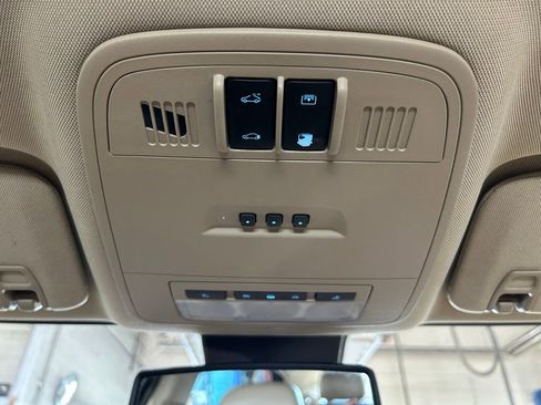 Used 2013 Buick LaCrosse Leather FWD image 31
