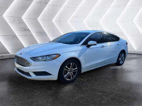 Used 2018 Ford Fusion SE image 7