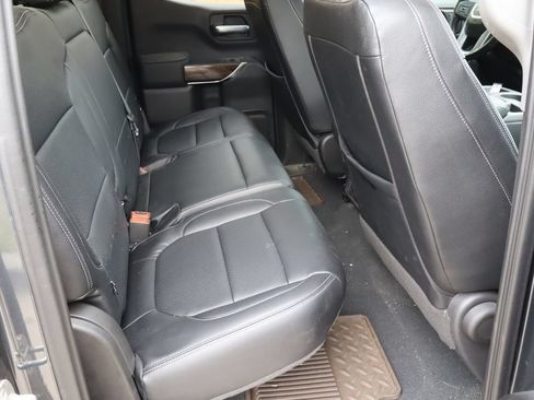 Used 2021 GMC Sierra 1500 SLE AWD/4WD image 17