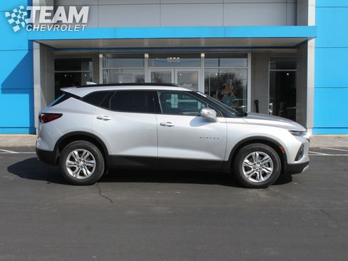 Used 2019 Chevrolet Blazer LT image 3