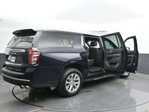 Used 2023 Chevrolet Suburban Premier AWD/4WD image 61