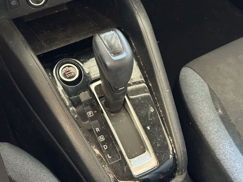 Used 2024 Nissan Versa SV FWD image 22