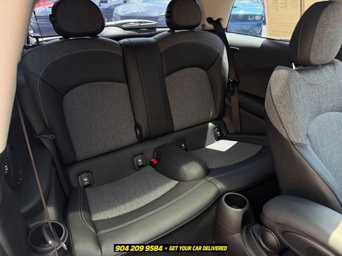 Used 2019 MINI Cooper S w/ Premium Package FWD image 32