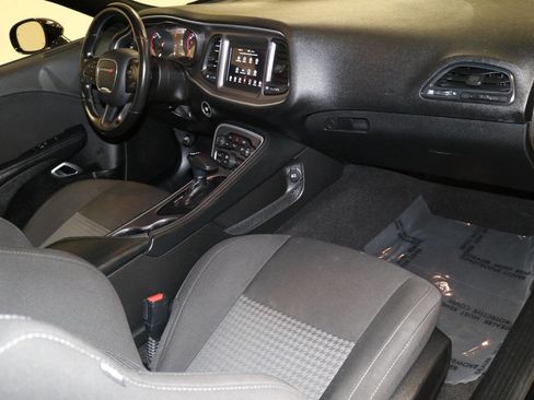 Used 2022 Dodge Challenger GT w/ Driver Convenience Group image 66