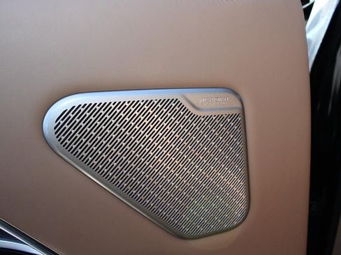 Used 2023 Land Rover Range Rover Long Wheelbase Autobiography image 40