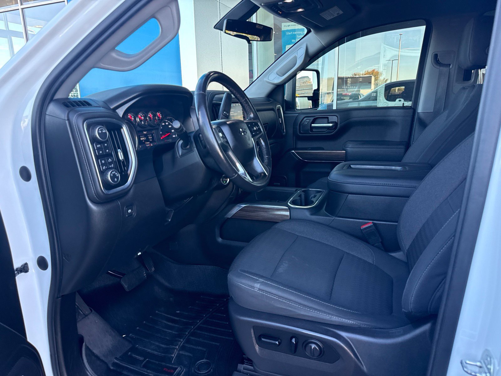 Used 2021 Chevrolet Silverado 1500 RST w/ All Star Edition Plus AWD/4WD image 17