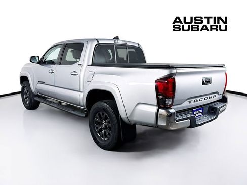 Used 2020 Toyota Tacoma SR5 w/ SR5 Appearance Package (SM) RWD image 5